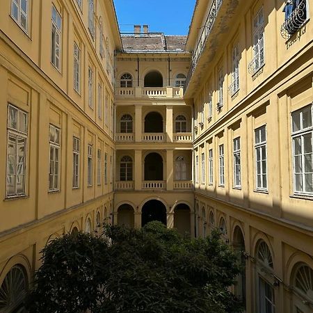Old Town Apart Apartment Budapest Ngoại thất bức ảnh