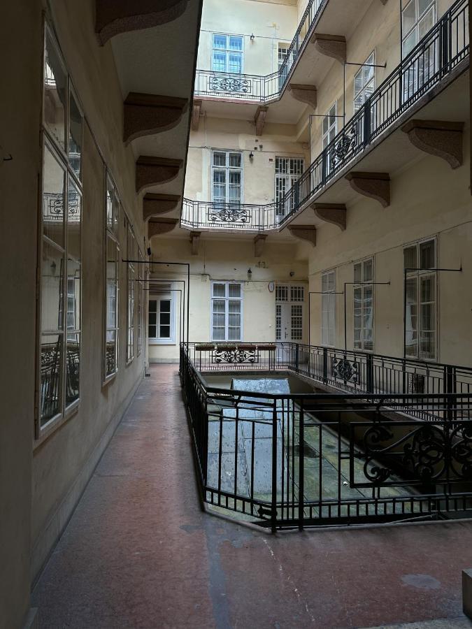 Old Town Apart Apartment Budapest Ngoại thất bức ảnh